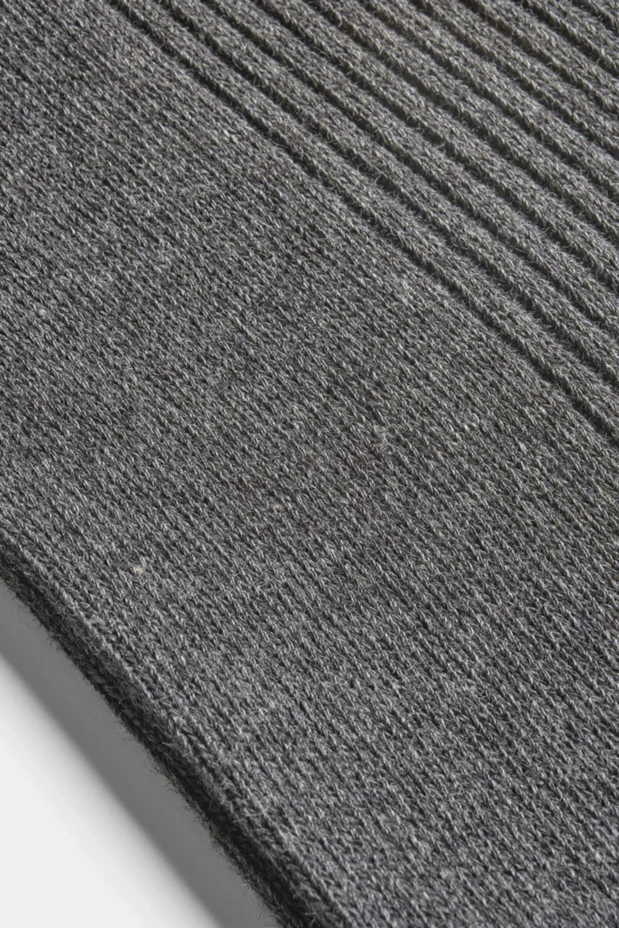 VITTA RIBBED MID SOCKS